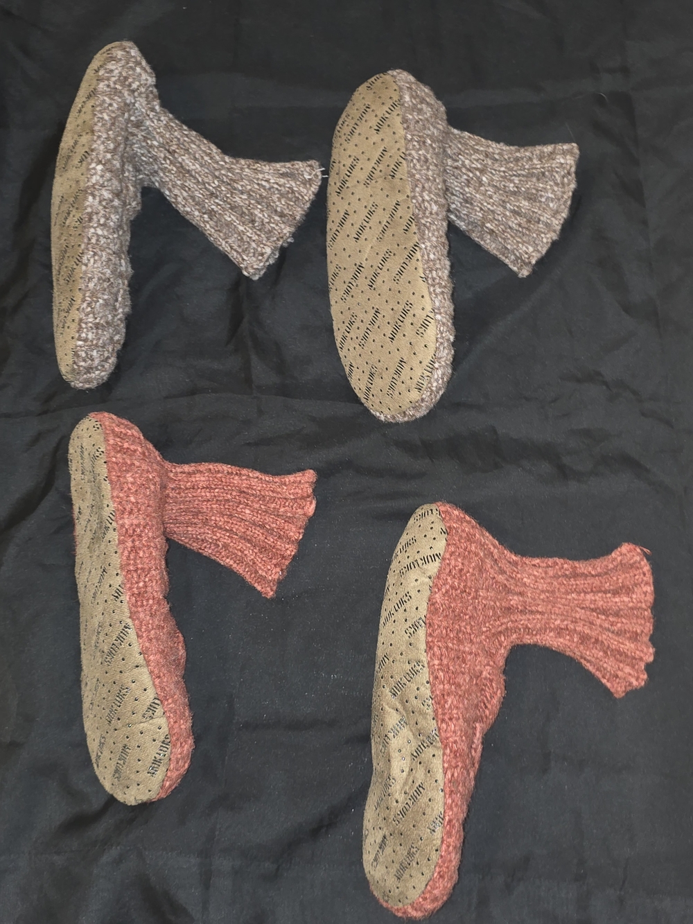 2 Pairs Muk Luks Women's Knit Slipper Socks in Brown and Rust